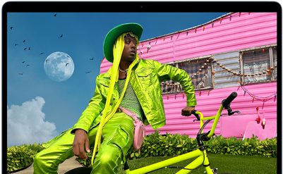 Un MacBook Air que muestra la pantalla Liquid Retina